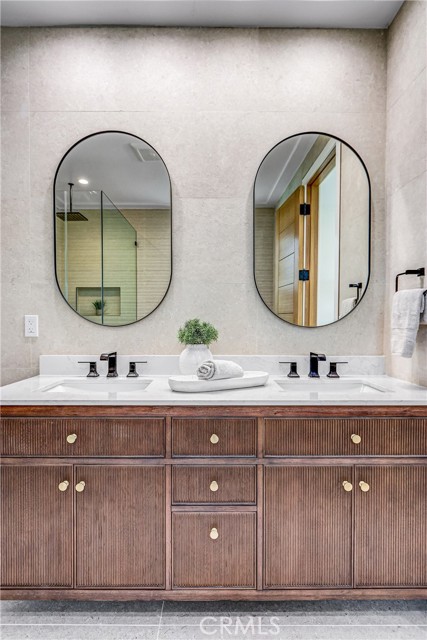 4609 Paseo De Las Tortugas, Torrance CA: https://media.crmls.org/medias/21638eff-748a-4b1c-99e2-ac00cdc2f08e.jpg