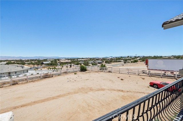 8294 Aster Road, Oak Hills CA: https://media.crmls.org/medias/2163b373-084a-4c9d-a7fc-9ac8051da738.jpg