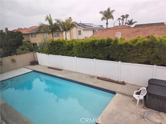 Detail Gallery Image 25 of 31 For 17352 Rob Roy Cir, Huntington Beach,  CA 92647 - 5 Beds | 3 Baths