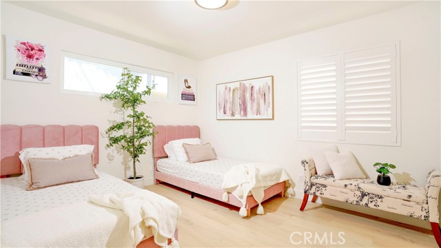 17698 Locust Street, Fountain Valley CA: https://media.crmls.org/medias/21674032-2c6f-413a-8a1a-9683b8239ee6.jpg