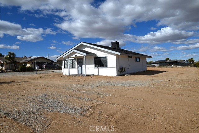 Detail Gallery Image 2 of 28 For 58288 Canterbury St, Yucca Valley,  CA 92284 - 3 Beds | 2 Baths