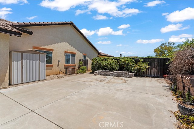 7803 Calle Carrisa Street, Highland CA: https://media.crmls.org/medias/21678d0d-1239-4dbf-97db-a2673fdff692.jpg