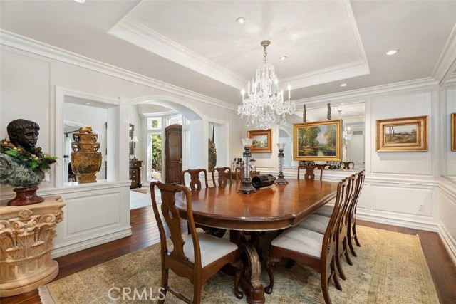 49 Cambria Drive, Corona del Mar CA: https://media.crmls.org/medias/21680c56-d924-4d4f-bd6a-00f05106fa85.jpg