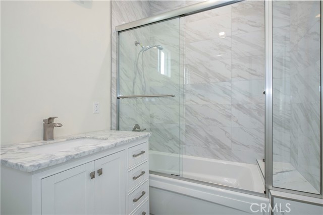 Detail Gallery Image 17 of 21 For 12120 Cantara, North Hollywood,  CA 91506 - 3 Beds | 2 Baths