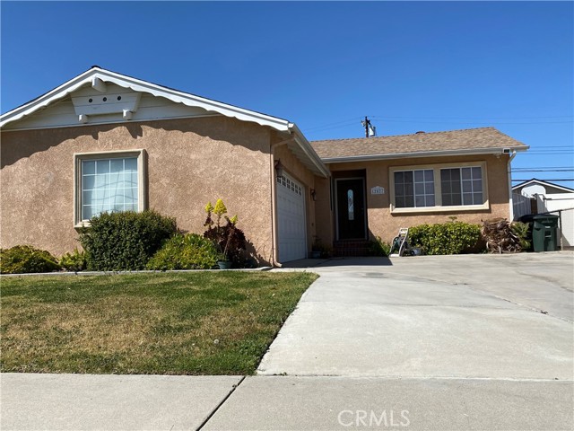 12527 206Th St, Lakewood, CA 90715