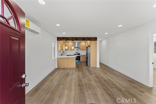 Detail Gallery Image 5 of 30 For 5672 28th St, Jurupa Valley,  CA 92509 - 3 Beds | 2 Baths