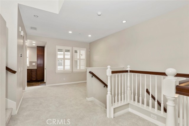 45 Perennial, Irvine CA: https://media.crmls.org/medias/2168bf13-dc1d-48a0-a66b-d2e42123caa9.jpg