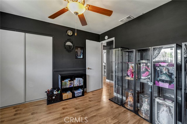 3 Bed Home for Sale in Bloomington, California