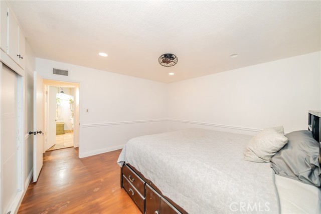 533 Via Vista Dr, Redlands CA: https://media.crmls.org/medias/216a4543-4036-4bae-844c-f53945c14e49.jpg