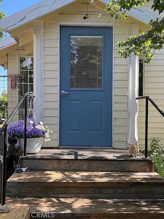 Detail Gallery Image 2 of 20 For 42528 County Road 1, Unincorporated,  CA 96115 - 4 Beds | 2 Baths