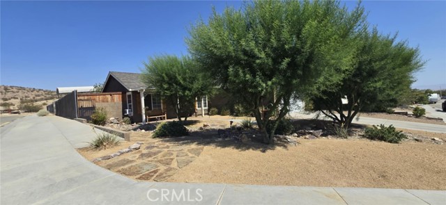 Detail Gallery Image 2 of 7 For 3856 United St, Rosamond,  CA 93560 - 3 Beds | 2 Baths