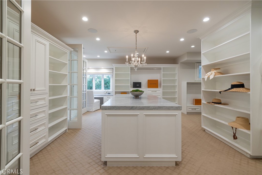 216b905f F89b 4dcd A185 899c10b2a1c7