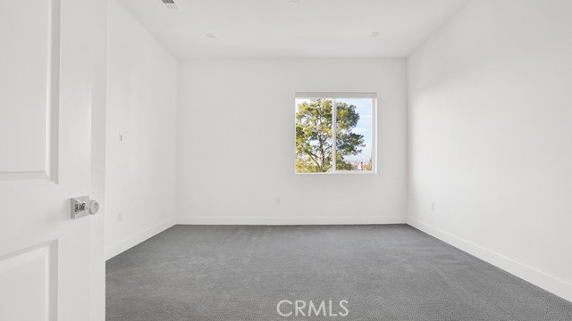 Detail Gallery Image 16 of 40 For 401 Junco, Irvine,  CA 92618 - 4 Beds | 3/2 Baths