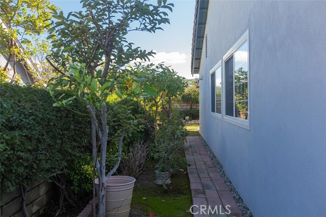 Detail Gallery Image 14 of 22 For 1316 Holly Leaf Way, Diamond Bar,  CA 91765 - 4 Beds | 2 Baths