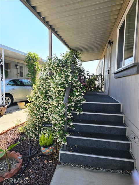 Image 1 of 31 For 626 Dearborn Street 74