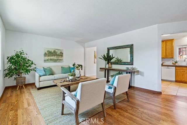 Detail Gallery Image 2 of 22 For 1360 El Moro Ave, Los Osos,  CA 93402 - 3 Beds | 2 Baths