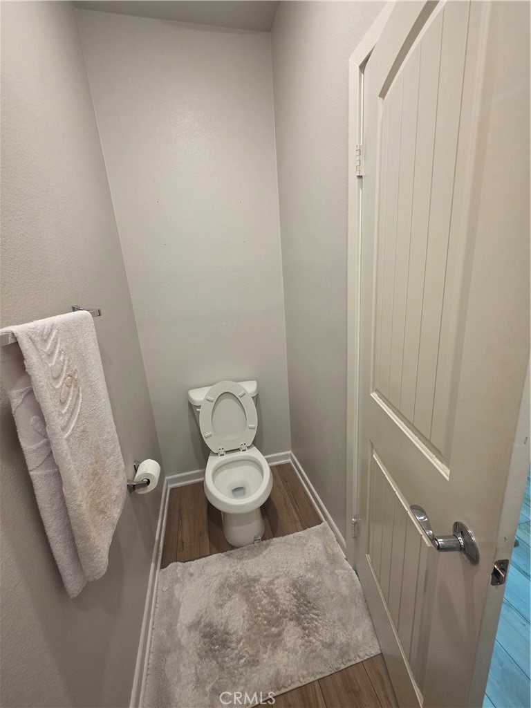 https://media.crmls.org/medias/216ccdf9-2f97-4590-a14d-349215c623c7.jpg?preset=X-Large