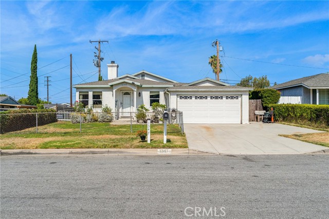 Detail Gallery Image 1 of 1 For 1347 S Valley Center Ave, Glendora,  CA 91740 - 4 Beds | 2 Baths