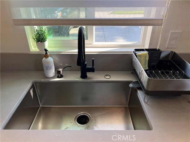 Detail Gallery Image 5 of 12 For 3593 Thor Ave, Los Alamitos,  CA 90720 - 1 Beds | 1 Baths