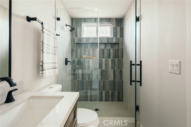 16502 Potter Circle, Huntington Beach CA: https://media.crmls.org/medias/216f1396-952f-4d50-888e-c1447eb97ce1.jpg