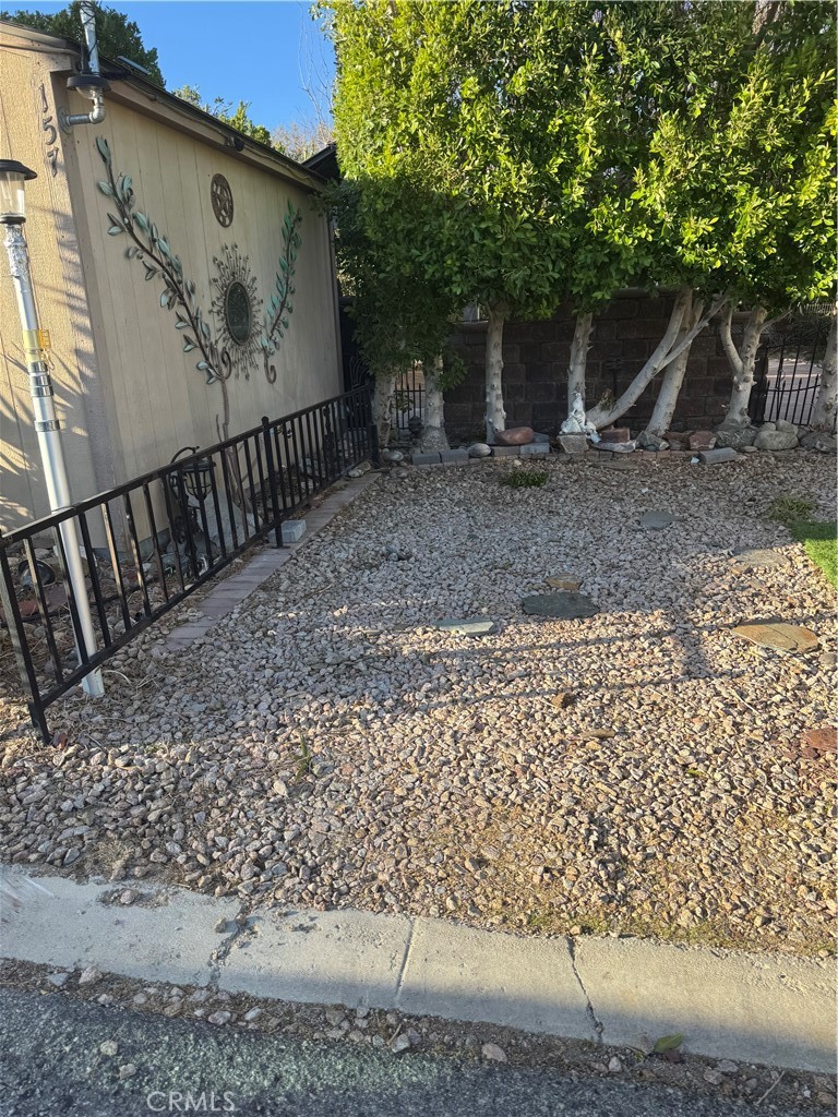 MLS #OC25053389 image #8