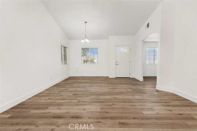 Detail Gallery Image 8 of 26 For 11815 Darlington, Bakersfield,  CA 93312 - 3 Beds | 2 Baths