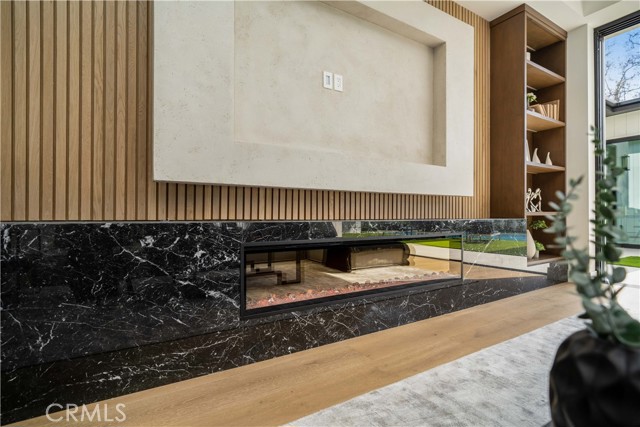 Detail Gallery Image 18 of 29 For 4919 Mammoth Ave, Sherman Oaks,  CA 91423 - 5 Beds | 6/1 Baths