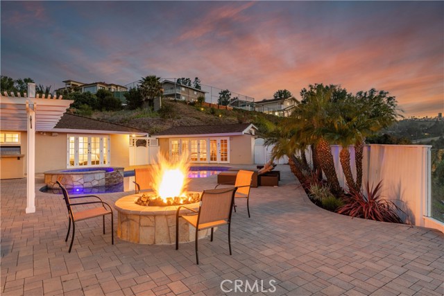 27703 Eastvale Road, Palos Verdes Peninsula, California 90274, 4 Bedrooms Bedrooms, ,3 BathroomsBathrooms,Residential,Sold,Eastvale,PV21110702