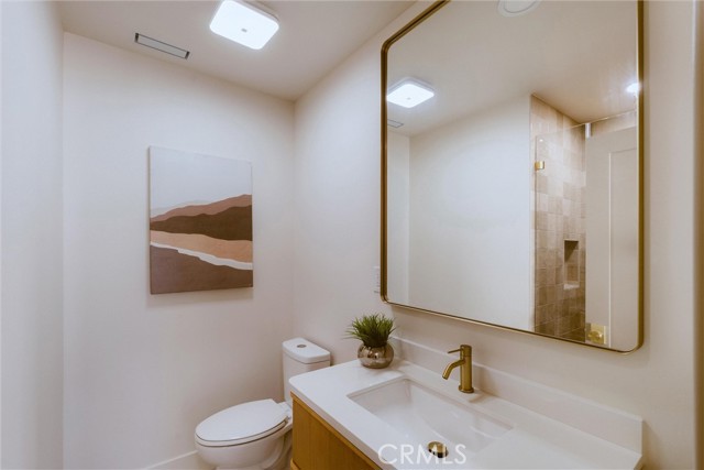 Detail Gallery Image 30 of 75 For 1956 Volk Ave, Long Beach,  CA 90815 - 4 Beds | 3 Baths