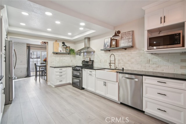 Detail Gallery Image 8 of 26 For 21466 Cypresswood, Lake Forest,  CA 92630 - 3 Beds | 2/1 Baths