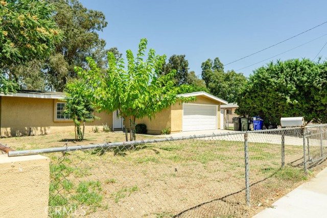 Image 3 for 16124 Ivy Ave, Fontana, CA 92335