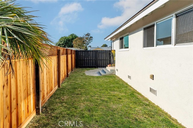 1062 W 187th Place, Gardena CA: https://media.crmls.org/medias/21738b32-771c-4e7a-bd52-0deae2f1659a.jpg