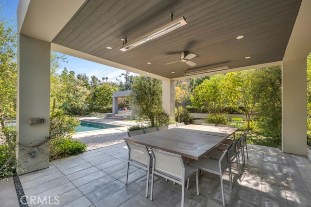 Detail Gallery Image 58 of 75 For 17950 Rancho St, Encino,  CA 91316 - 5 Beds | 6 Baths