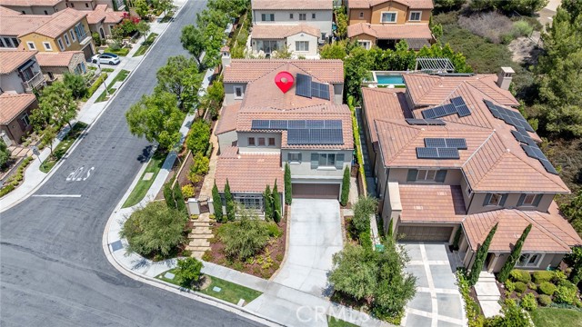 17 Lowland, Irvine CA: https://media.crmls.org/medias/217402ef-92c2-4494-861c-e47eb8d2fbb7.jpg