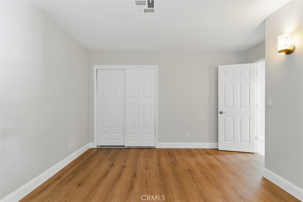 https://media.crmls.org/medias/217421c2-a85f-49df-9df7-bcded48da544.jpg?preset=X-Large