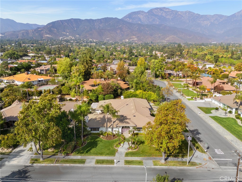 217672A2 64Bc 4B04 9519 B01Ba3F2B92C 141 W 21St Street, Upland, Ca 91784 &Lt;Span Style='BackgroundColor:transparent;Padding:0Px;'&Gt; &Lt;Small&Gt; &Lt;I&Gt; &Lt;/I&Gt; &Lt;/Small&Gt;&Lt;/Span&Gt;