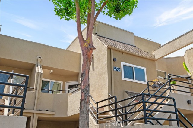 Detail Gallery Image 2 of 32 For 27906 Amber #231,  Mission Viejo,  CA 92691 - 2 Beds | 2 Baths