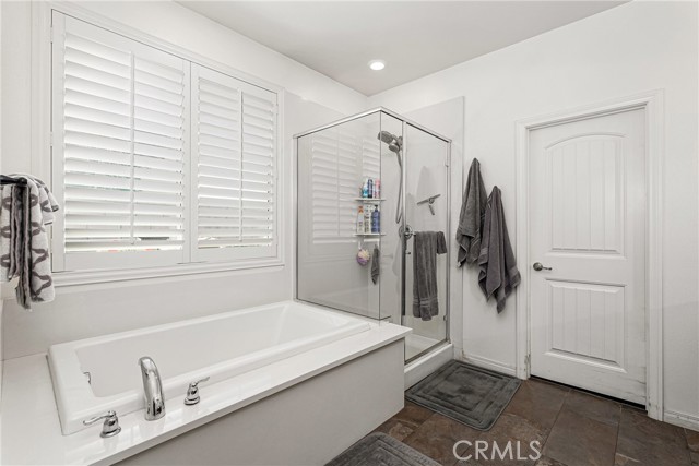 11484 Corte Cuyama, Jurupa Valley CA: https://media.crmls.org/medias/21770170-5b3d-4e93-b628-0687d2df3312.jpg