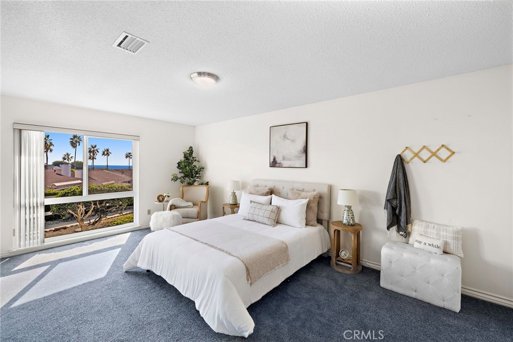 MLS #OC25245403 image #9