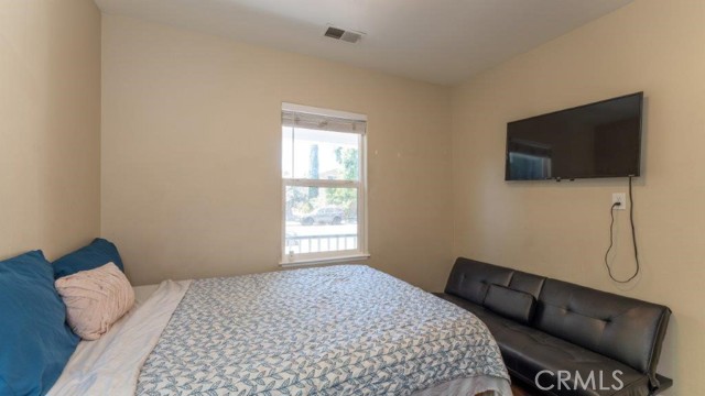 Detail Gallery Image 15 of 52 For 1292 Plum St, San Jose,  CA 95110 - 4 Beds | 4/1 Baths
