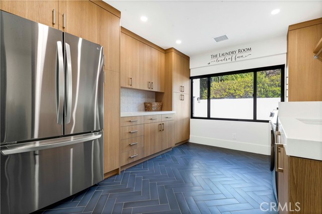 Detail Gallery Image 43 of 75 For 2720 Pebble, Corona Del Mar,  CA 92625 - 5 Beds | 4/1 Baths