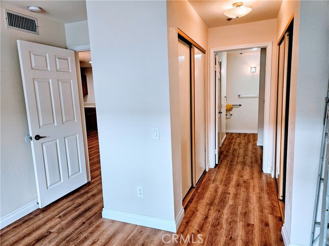 Detail Gallery Image 11 of 25 For 24410 Crenshaw Bld #123,  Torrance,  CA 90505 - 2 Beds | 2 Baths