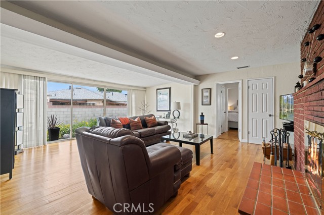 Detail Gallery Image 18 of 43 For 9804 Haas Ave, Los Angeles,  CA 90047 - 3 Beds | 2 Baths