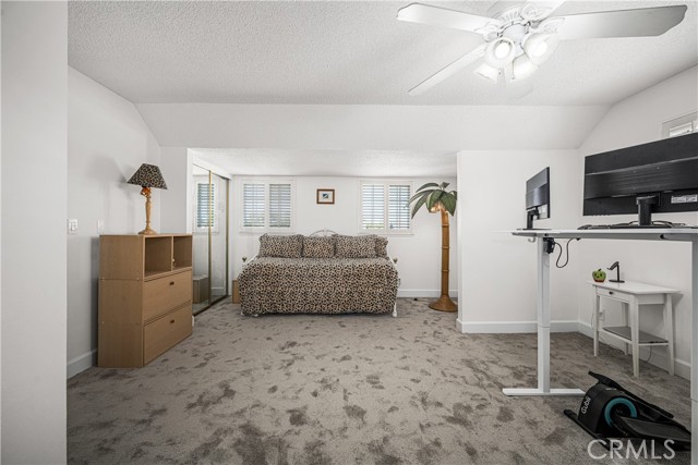 11771 Paseo Bonita, Los Alamitos CA: https://media.crmls.org/medias/2179a052-86c6-4eb6-9079-367a7bb97413.jpg