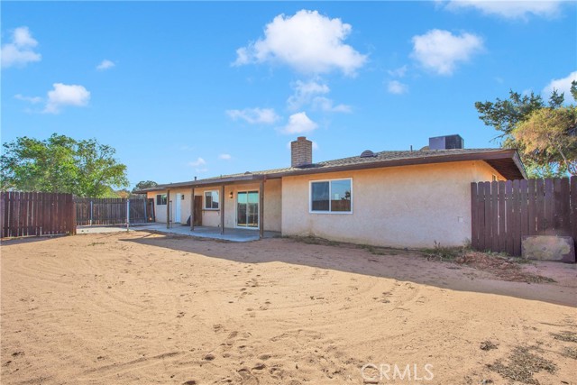 15130 Flathead Road, Apple Valley CA: https://media.crmls.org/medias/217a1a47-dd7f-48c8-b9e4-7392e080fde9.jpg