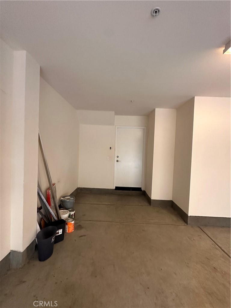https://media.crmls.org/medias/217aa10b-b538-48fe-9930-e95d0cbfe3cc.jpg?preset=X-Large