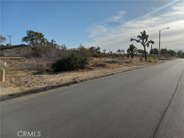 11 Yucca Trl., Landers, CA, 92285 11 Yucca Trl., Landers, CA, 92285