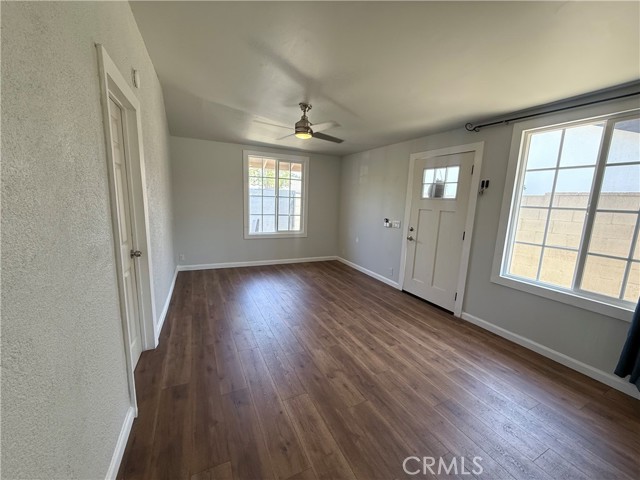 210 E Renwick Road, Glendora CA: https://media.crmls.org/medias/217c2624-f262-40ee-a07a-26edfbda634c.jpg