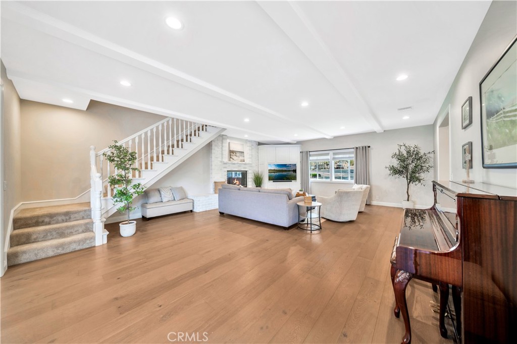 375 Berkshire Avenue La Canada Flintridge img 9