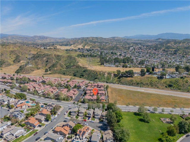 Detail Gallery Image 39 of 50 For 28102 Bobwhite #3,  Saugus,  CA 91350 - 3 Beds | 2/1 Baths